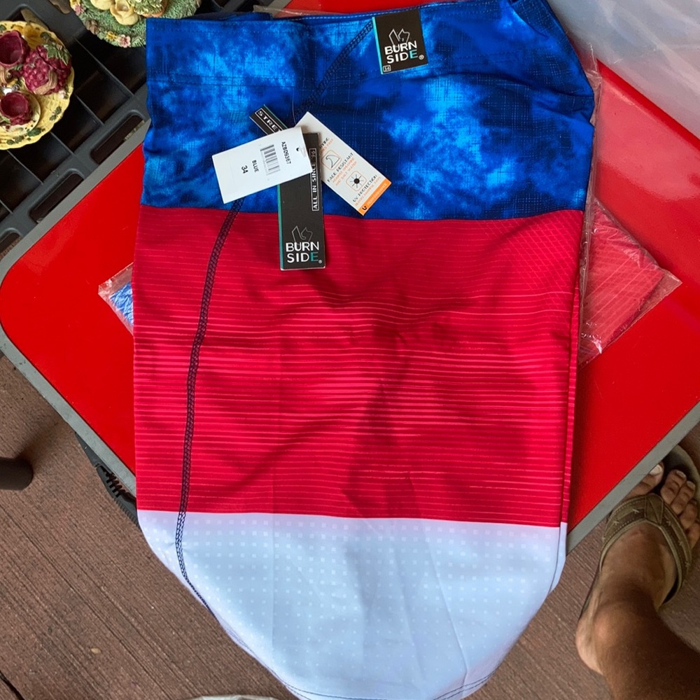 Burnside men’s board shorts